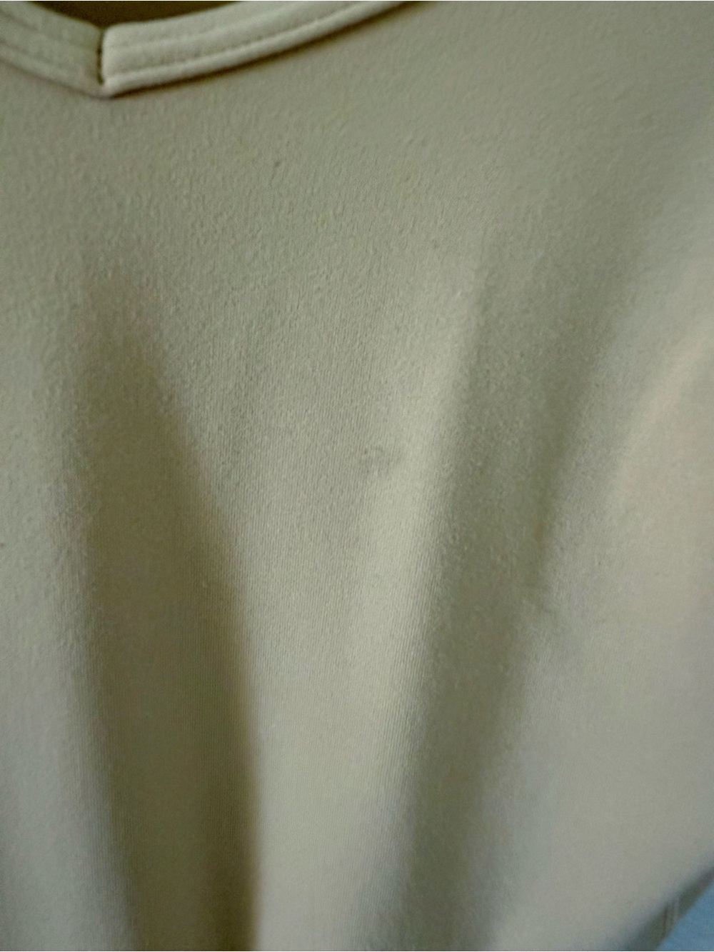 Women's Lululemon butter cream yellow scoop neck top - Picture 4 of 8